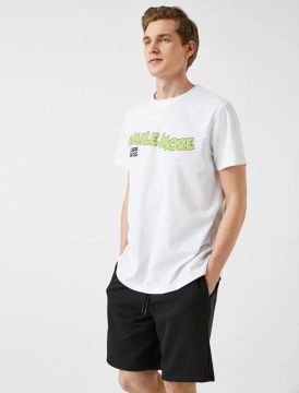 Koton Erkek Standart Fit Baskılı Tişört