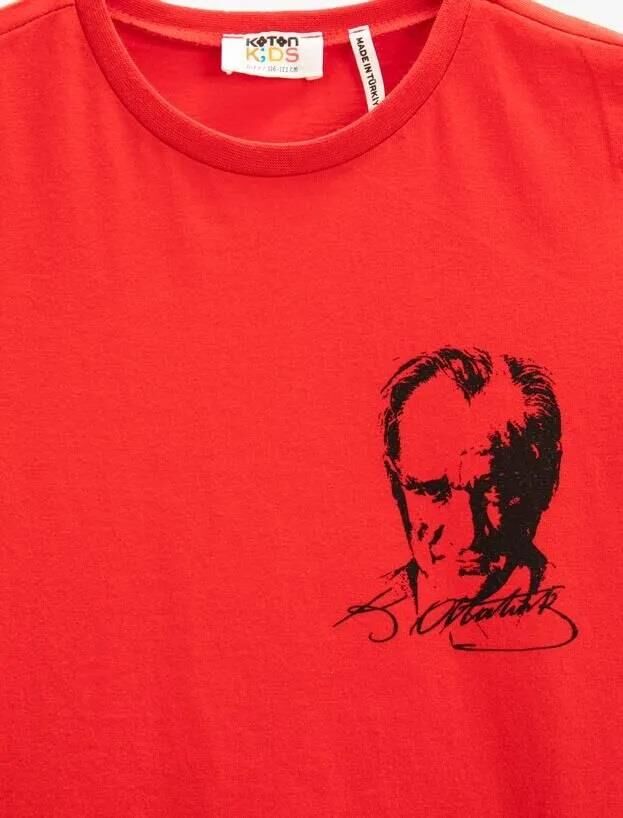 Koton Kız Çocuk Atatürk Baskılı Tişört Kısa Kollu Bisiklet Yaka Pamuklu
