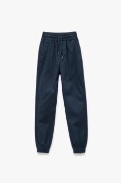 Koton Erkek Çocuk Beli Bağcıklı Cep Detaylı Pamuklu Gabardin Jogger Pantolon