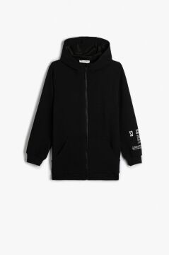 Koton Erkek Çocuk Basic Kapşonlu Sweatshirt Fermuarlı Kanguru Cepli Baskı Detaylı