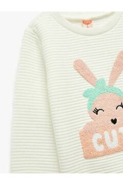Koton Kız Bebek Bisiklet Yaka Nakışlı Dokulu Uzun Kollu Sweatshirt