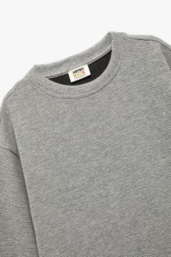 Koton Erkek Çocuk Uzun Kollu Bisiklet Yaka Basic Sweatshirt