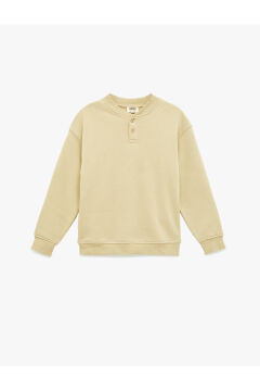 Koton Erkek Çocuk Uzun Kollu Düğme Detaylı Yuvarlak Yaka Oversize Sweatshirt