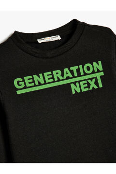 Koton Erkek Çocuk Uzun Kollu Bisiklet Yaka Slogan Baskılı Sweatshirt